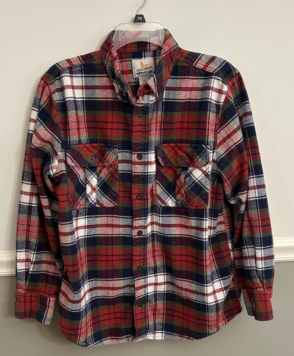 Men’s Field & Stream Red Plaid Flannel Button Down Shirt Size Medium