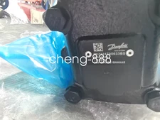 1PCS Danfoss hydraulic motor SNZ224700633BS new via FedEx or DHL