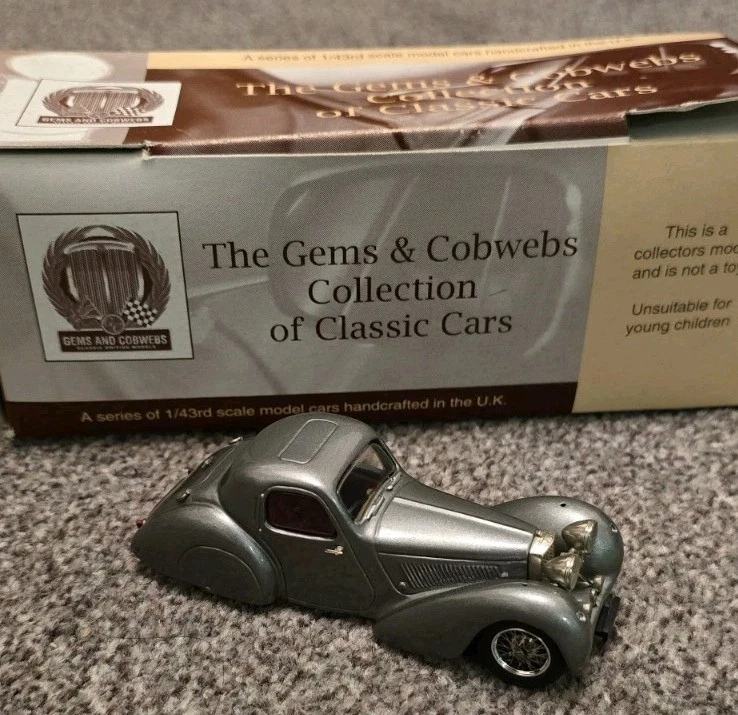 MILESTONE MINIATURES 1/43 Gc6 - 1958-1961 Jaguar Mkix Mk9- 2 Tone Red