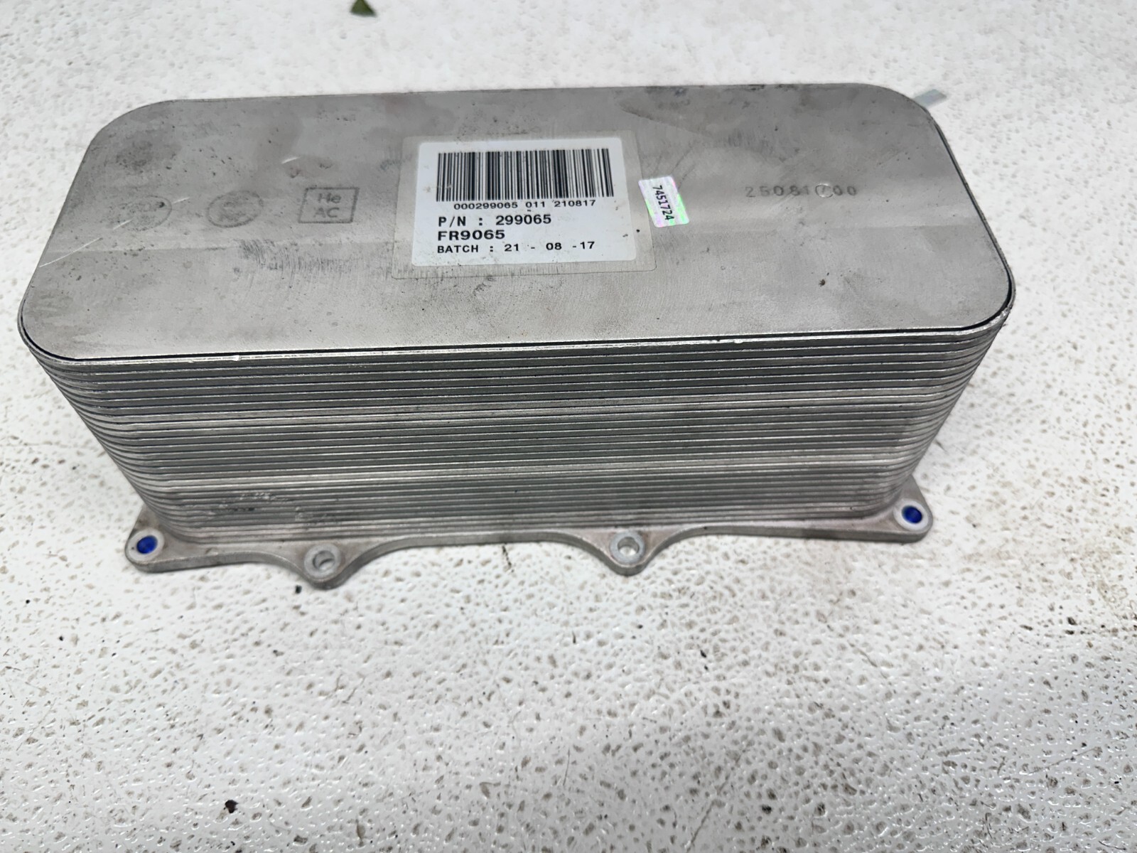 Mint 16-20 Ferrari 488 California T F8 Pista Heat Exchanger Oil OEM 299065