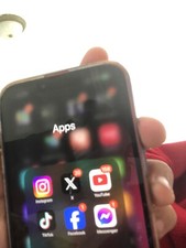 Apple iPhone 14 Plus - 128 GB - Red (Cricket Wireless)