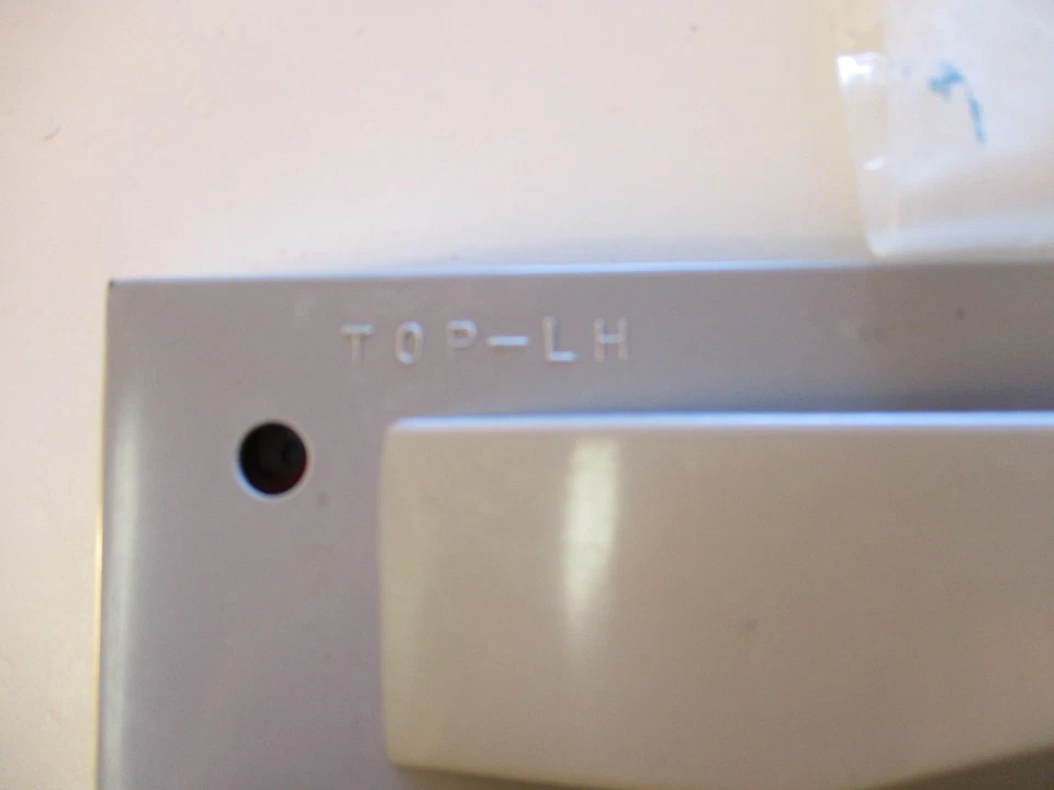 FORD 1987/1992 LINCOLN MARK VII (7) LÁMPARA ASY (Cuerpo lateral trasero) L.H. ROJO MUY RARO Foto 4 de 4