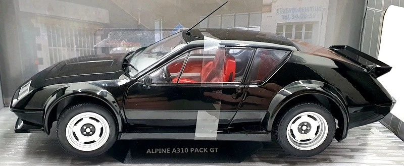 Solido 1/18 Scale Diecast S1801205 - Alpine A310 Pack GT 1983 - Black - Image 3 of 4