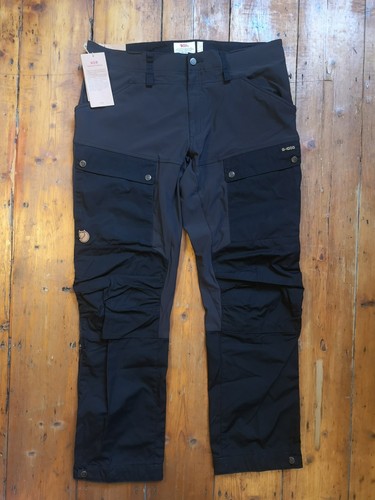 Neu mit Etikett Fjällräven Keb Trousers Herren Hose schwarz EU 54R, UK/US W38 L32