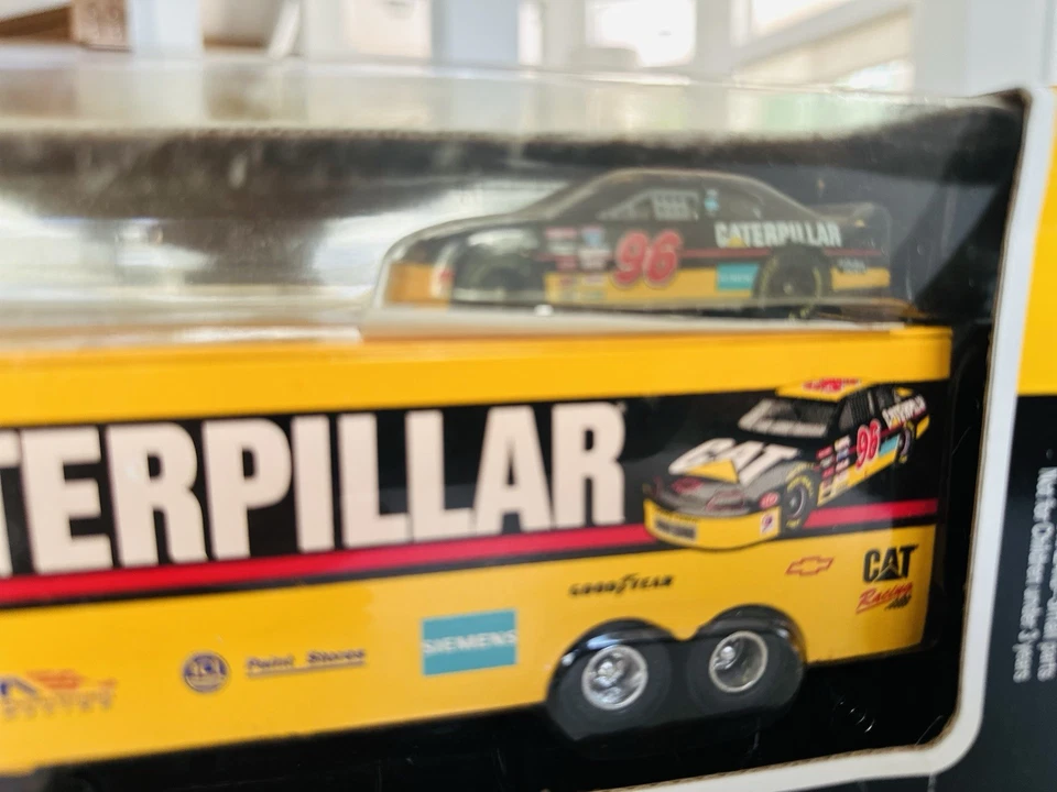 Rare 1998 Limited Edition Racing Champions CAT Racing Transporter  with Car - Image 4 of 4