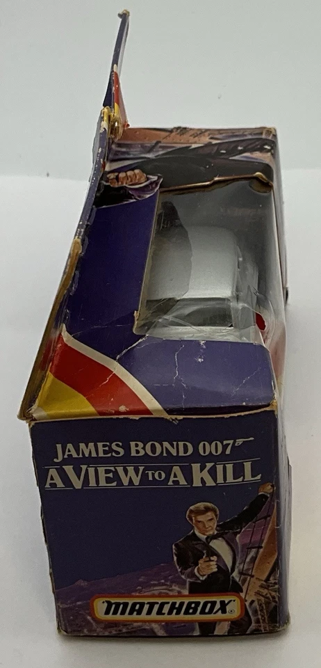 1985 Matchbox James Bond 007 A View To A Kill Rolls Royce Silver Cloud II - Image 3 of 4