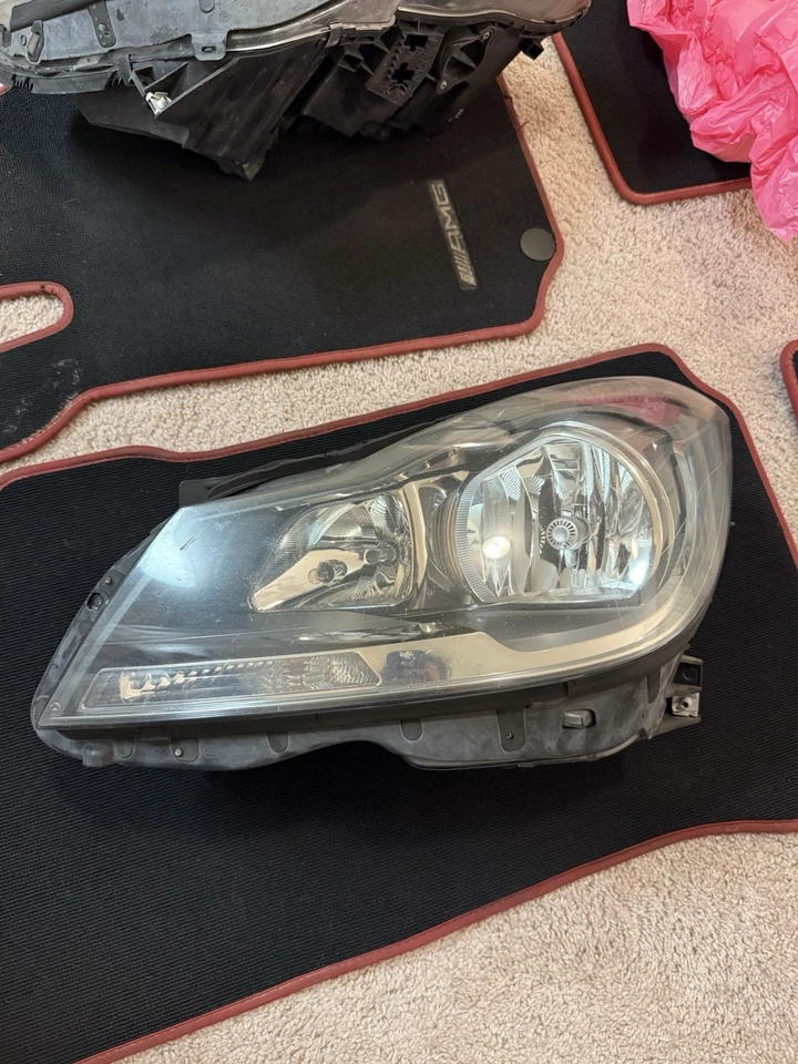 Conjunto de faróis C300 4matic 2013 fabricante de equipamento original não esquerdo e direito usado para Mercedes Benz - Imagem 3 de 3