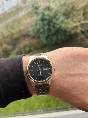 Seiko Solar V158 Daydate Edelstahl Gold/ Schwarz Zifferblatt Herrenuhr