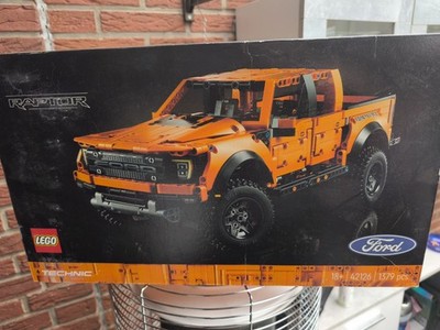 LEGO TECHNIC: Ford F-150 Raptor (42126)