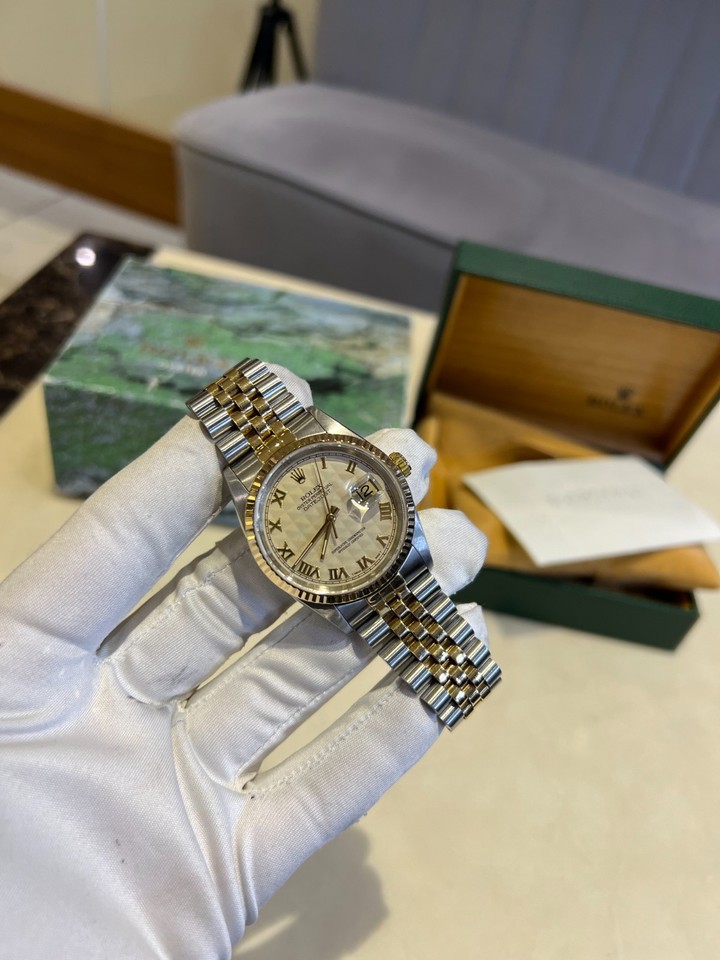 Rolex Datejust 36 Pyramind Dial (1995 Box & Papers) 16233 | eBay UK