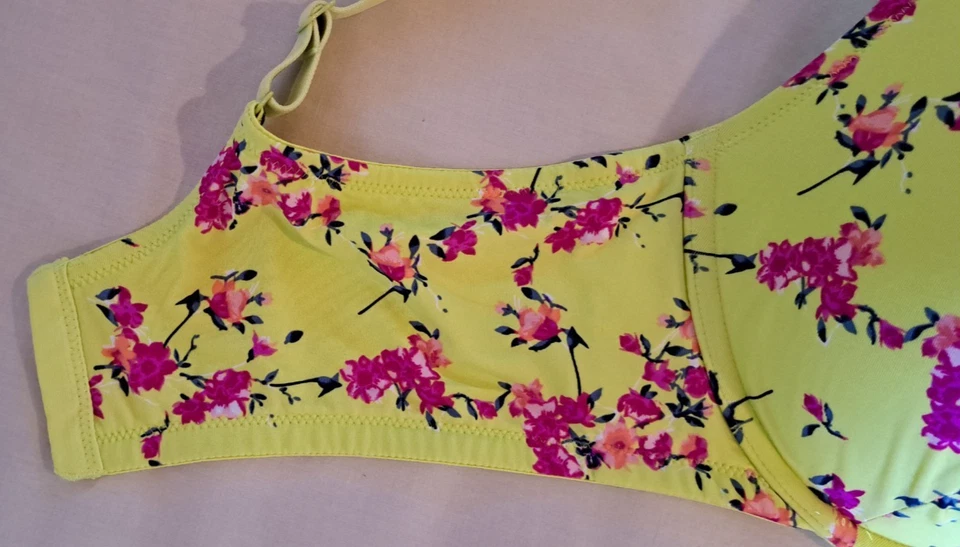 Hermoso Sujetador Cacique Boost Plunge Ligero Forrado Amarillo Floral Talla 42DDD Foto 2 de 4