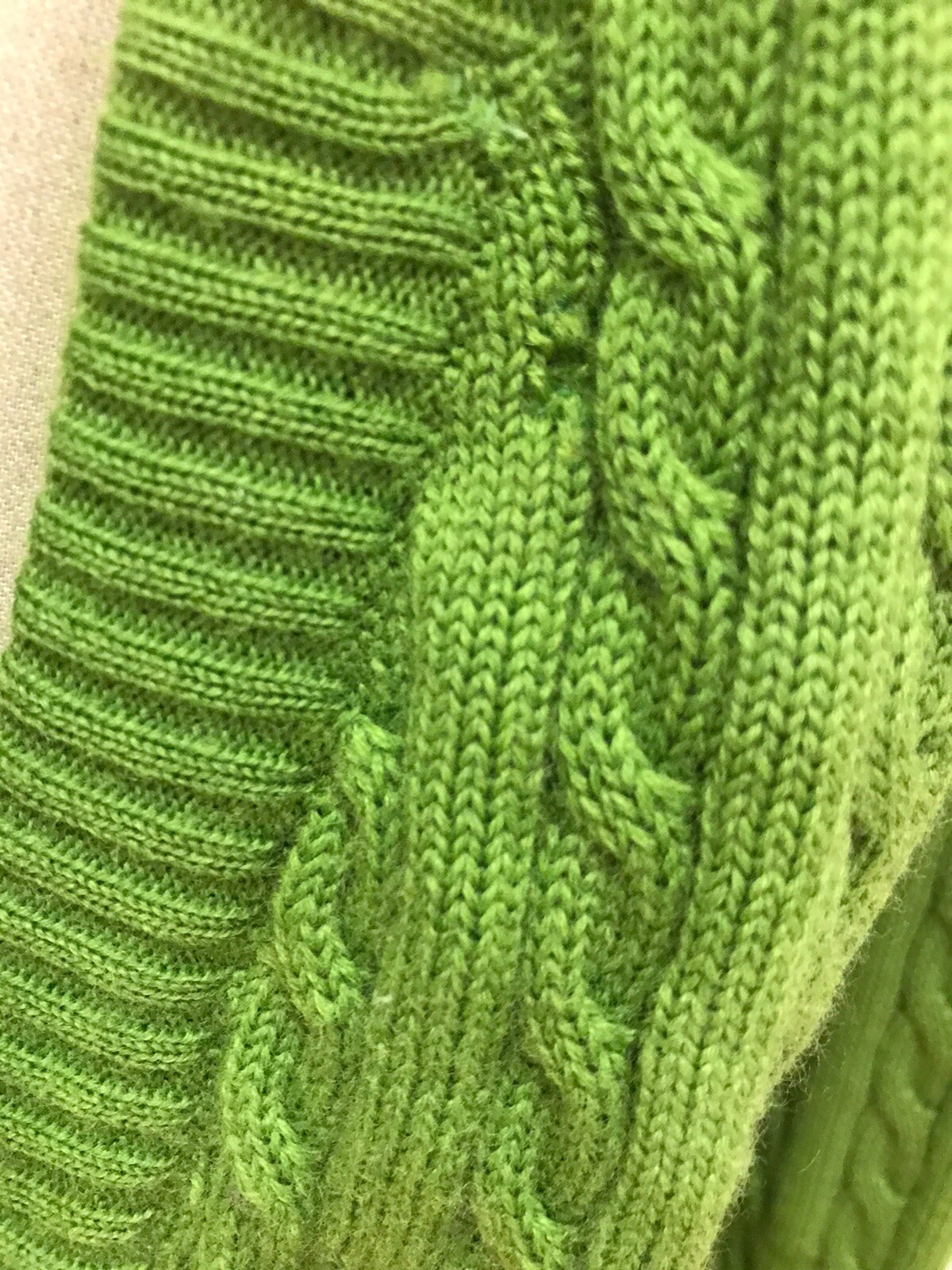 CELINE Paris Green Pure Wool Cardigan, Size 46 Gold Buttons, with repairs  8