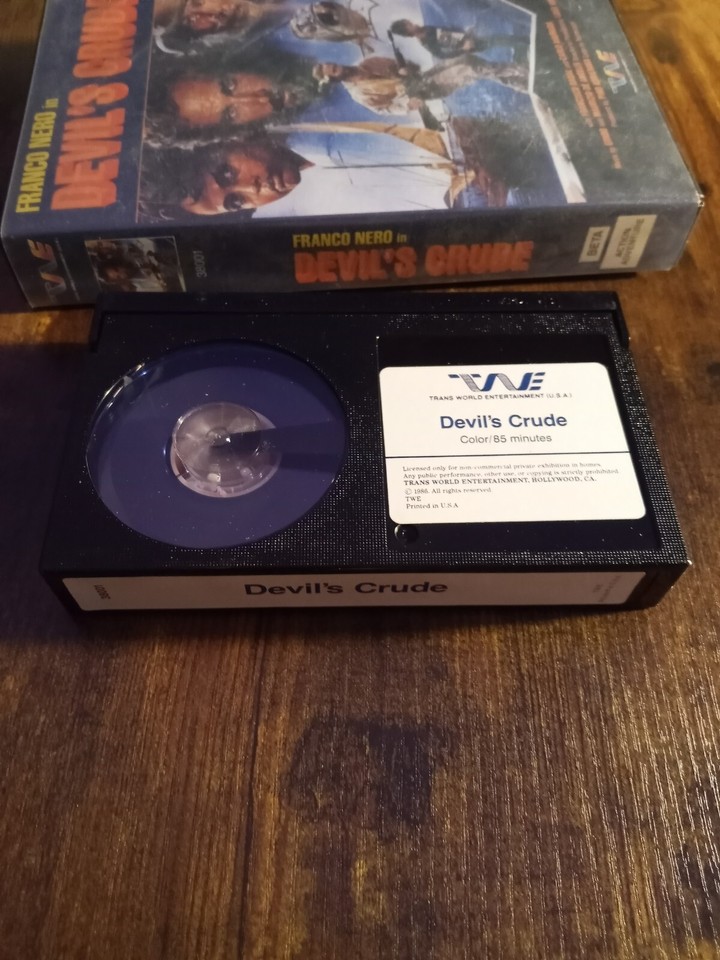 Devil's Crude BETA Betamax Trans World Clamshell Italian Franco Nero