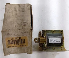 1 NEW DORMEYER 4X241/ 2536-M-1 120V SOLENOID NIB ***MAKE OFFER***