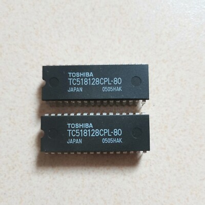 1PC TC518128CPL-80 128K x 8 CMOS SRAM DIP32