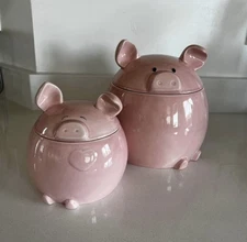 Del Rey Pink "Lil'Piggy" Ceramic Canister Set. “Orson” 4qt & “Junior” 1.5qt Pig