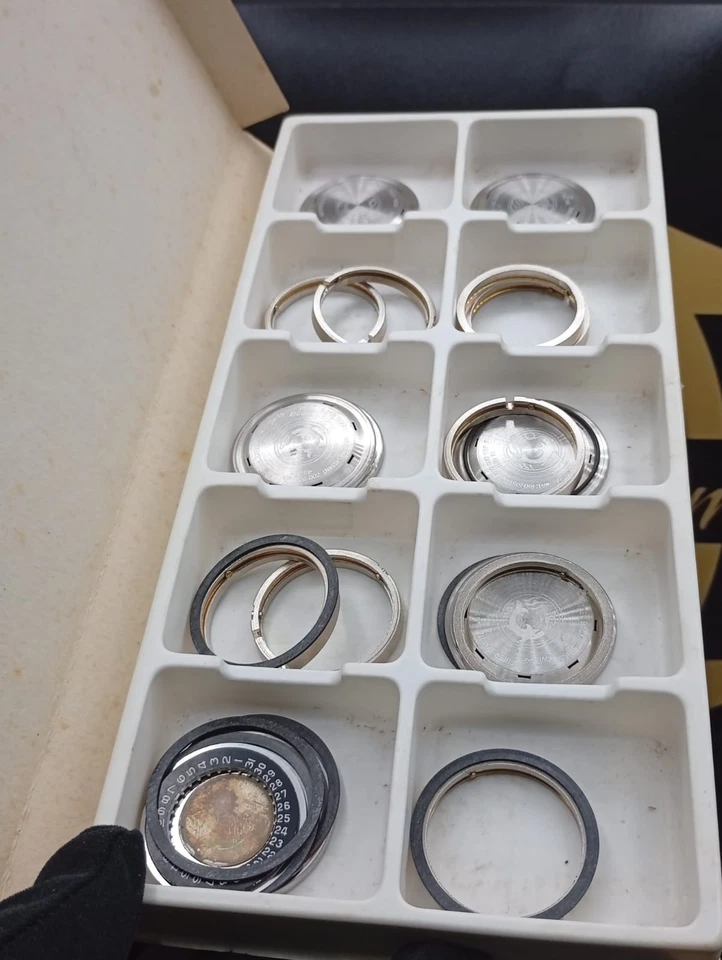 ENICAR SWISS LOT OF GUARDIANS / STOP MOVEMENT / HEADPHONE - Image 3 of 4