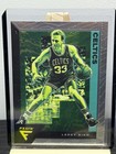 Front of 2020-21 Panini Flux - Larry Bird #182