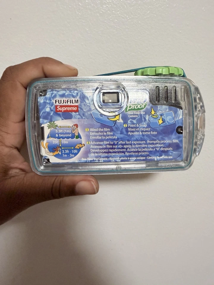 Supreme FujiFilm Waterproof Camera - Image 4 of 4