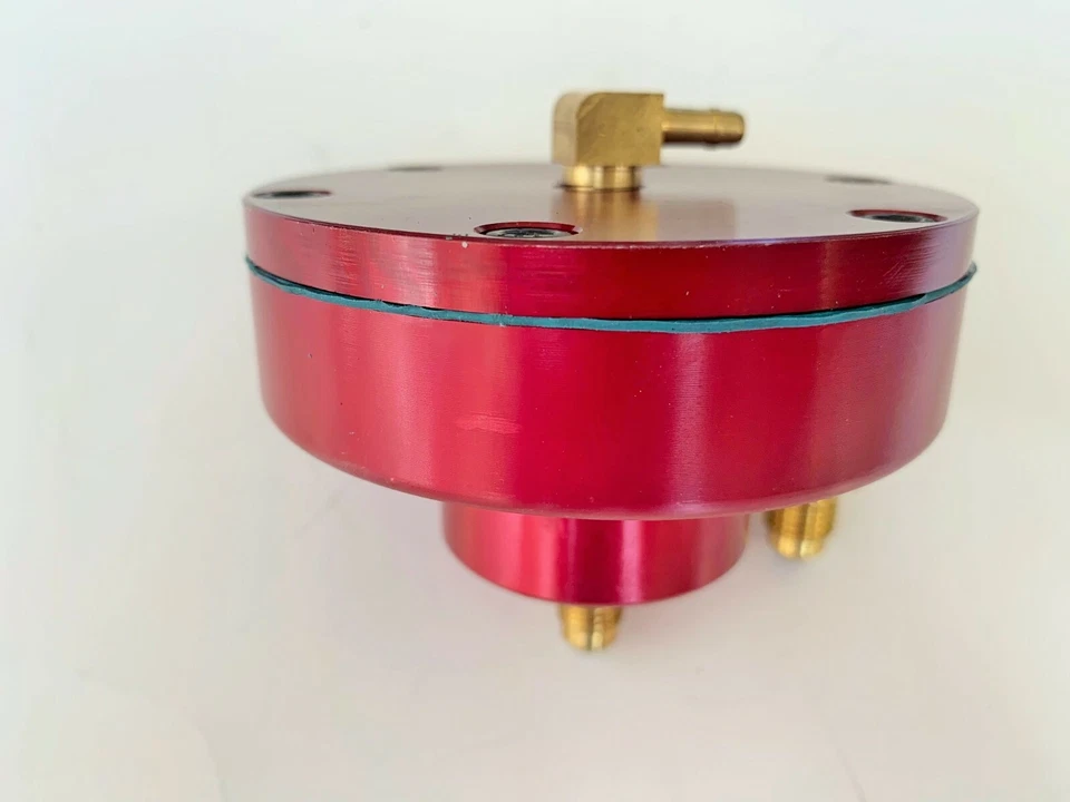 Regulador de presión de combustible universal Megan Racing 3:1 V3 rojo MR-FPR-V3-R Foto 2 de 2