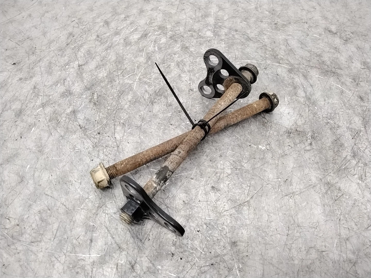 2005 KAWASAKI KFX700 OEM ENGINE MOUNTING BOLTS HARDWARE MOTOR SCREWS