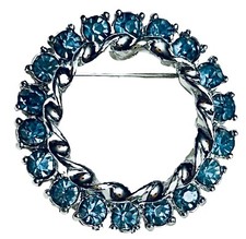 Beautiful Vintage Silver Tone Circle Wreath Brooch Aquamarine Colored Stones