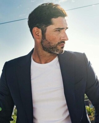 TOM ELLIS  8x10 PHOTO *
