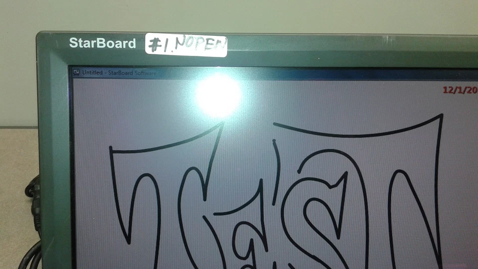 Tablet,Hitachi Starboard T-15XL Interactive Tablet Monitor,W/software but no PEN - Image 2 of 4