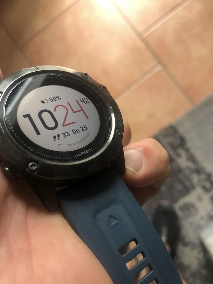 Garmin Fenix 5X Zaffiro Acciaio Inox  - Immagine 3 di 4