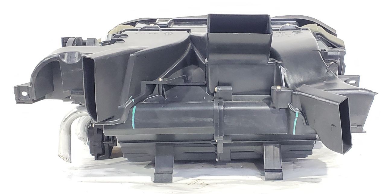2018 Maserati Levante OEM AC Heater Core Evaporator Housing Case Blower Motor