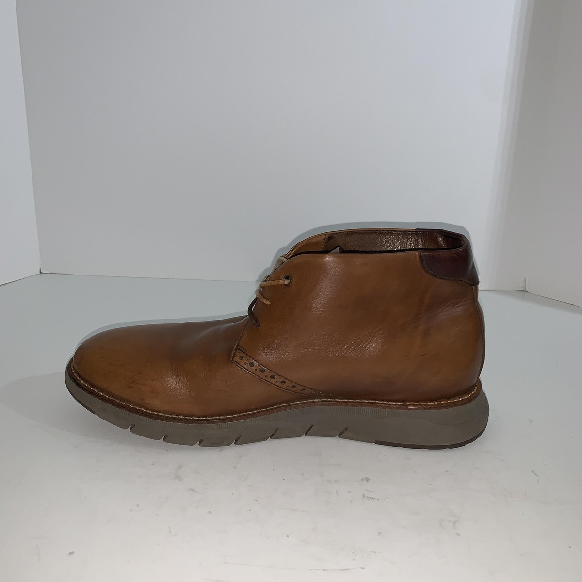 Johnston & Murphy Boots Mens Size 10.5 Brown Leather Chukka 