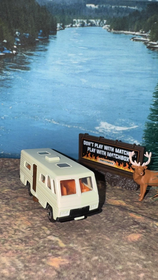 Matchbox Lesney 1980 Mobile Home Superfast Camper Motor Home NLFFP 1:64 Diecast - Image 3 of 4