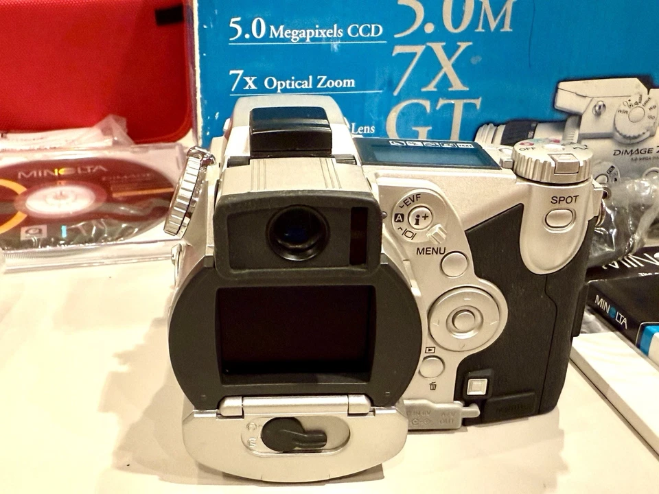 MINOLTA DIMAGE 7i 5.0 MP DIGITAL CAMERA COMPACT 7.1X OPTICAL ZOOM AUTO FOCUS Box - Image 3 of 4