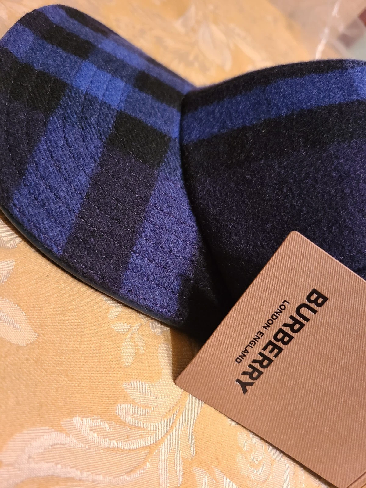 $650 Burberry Logo Hat Cashme Cap Men Limited Edition Blue AUTHENTIC Adjustable