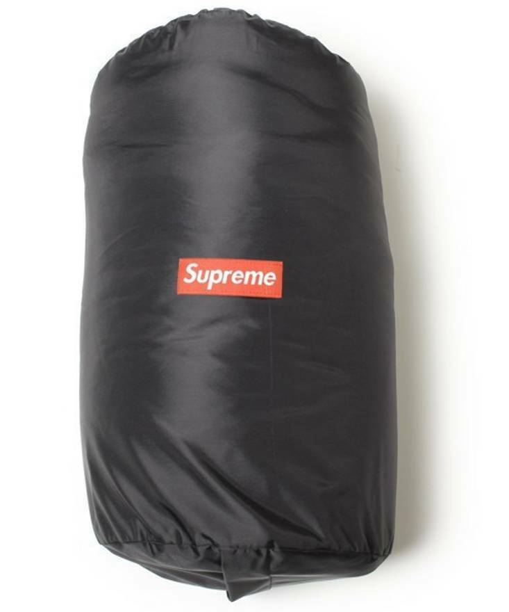 Supreme x The Northface Camo Domolite Sleeping bag s/s 11 Supreme x The Northface Camo Domolite Sleeping bag s/s 11