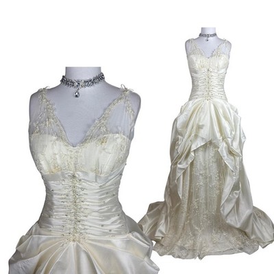 Vintage Romantisches Brautkleid mit Schleier Elfenbein Korsett Brautkleid...