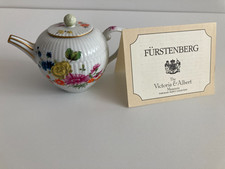 Fürstenberg Fine Porcelain Teekanne V&A Museum Floral Design Goldrand Germany