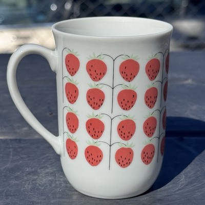 Vintage Arabia Finland Style Strawberry Patch Ceramic Coffee Mug Cottage Core