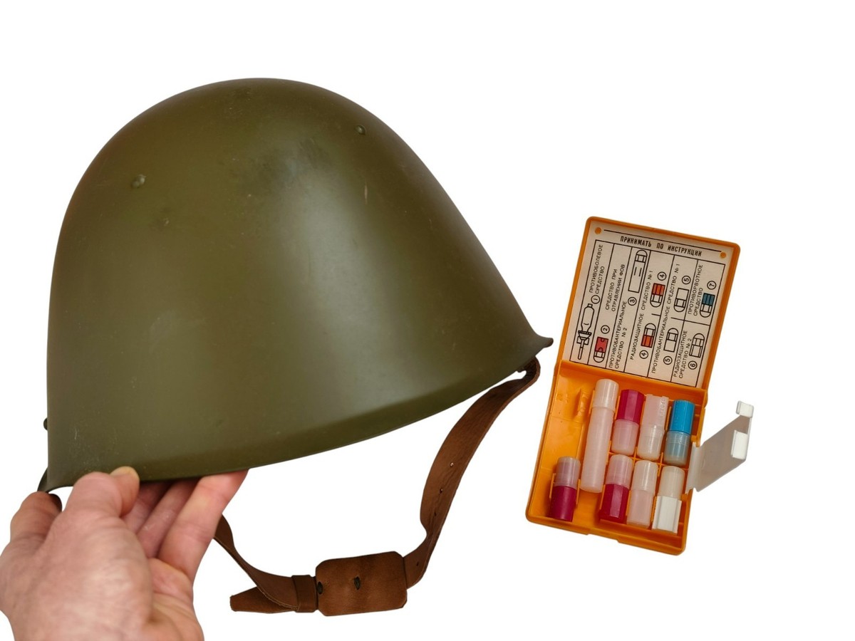 USSR orgnl SSH-68 Steel Helmet w/ First Aid Medkit AI-2 Cold War