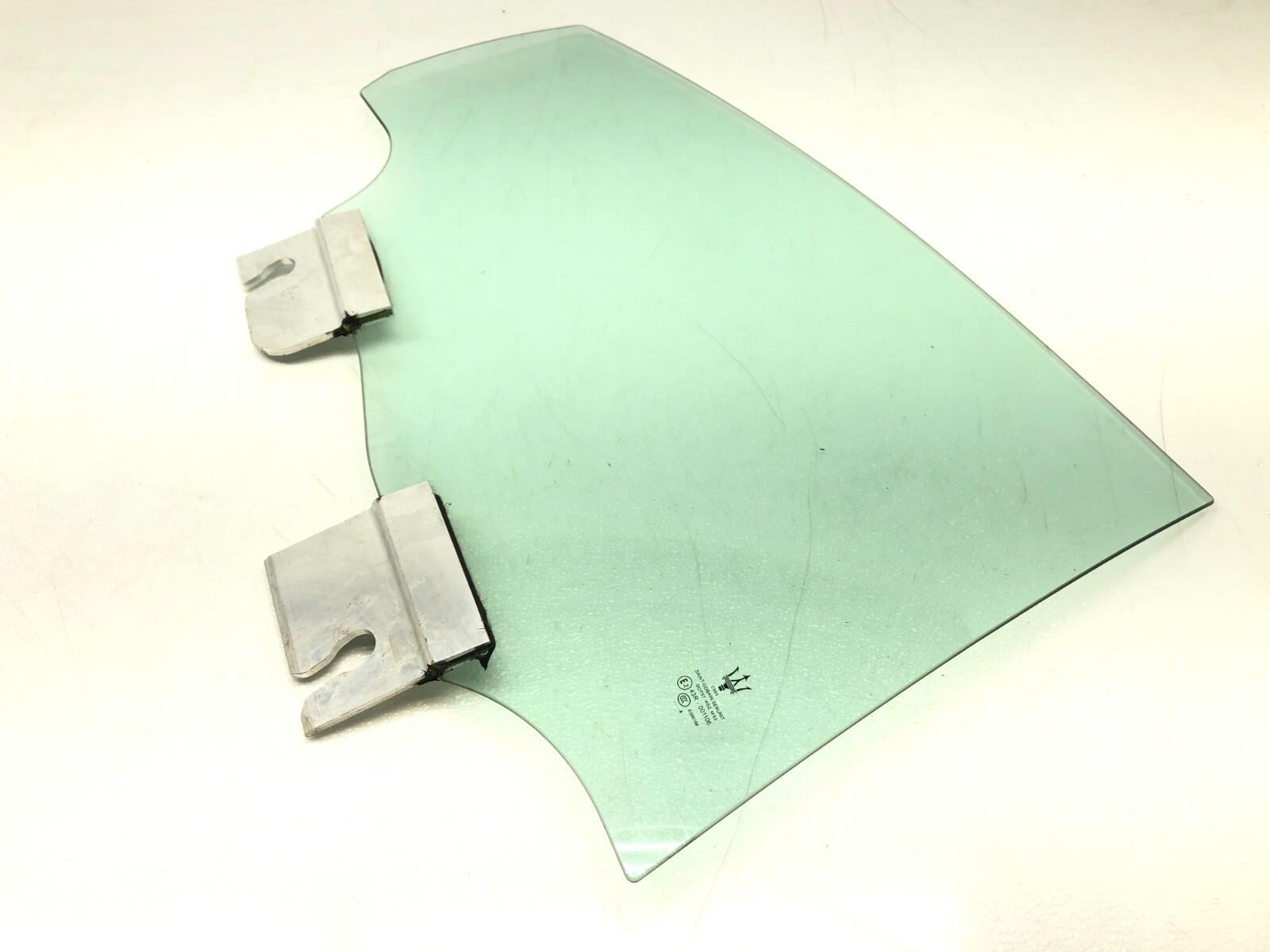 2014 - 2019 MASERATI GHIBLI RIGHT PASSENGER REAR DOOR WINDOW GLASS OEM.