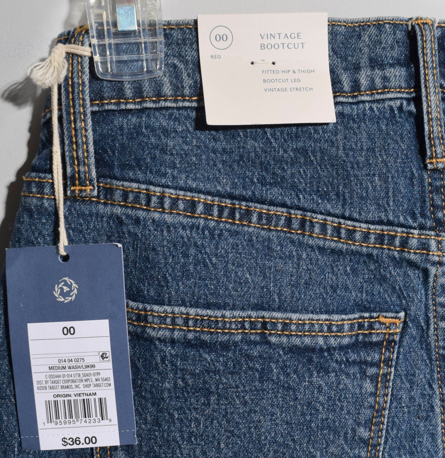 NWT Universal Thread Vintage Bootcut Stretch Jean… - image 6