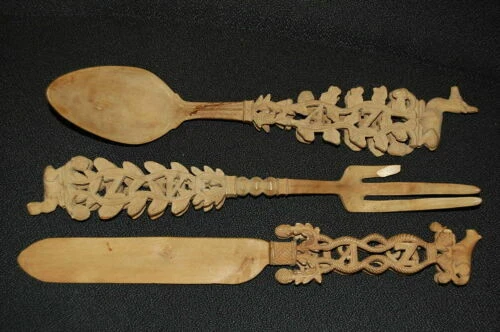 Handgefertigte Besteck aus Holz