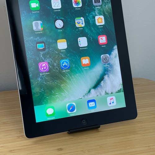 Apple iPad 4th Gen. 9.7-inch, 64GB, Wi-Fi + 3G, Space Grey - iOS 10 only - Picture 4 of 16