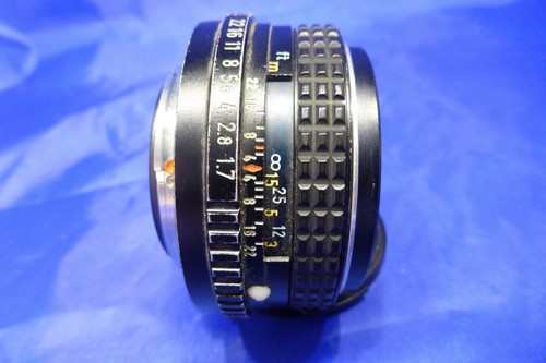 SMC Pentax - M 50mm f/1.7 prime lens in PK bayonet mount - Picture 7 of 8
