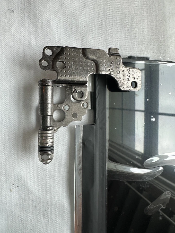 OEM Dell Inspiron 5593 15.6" FHD LCD LED Screen & Hinges Matte CP7VM S15 - Image 4 of 4