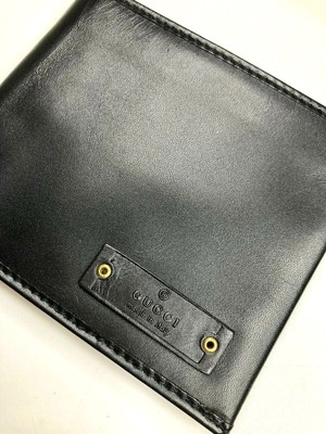 gucci leather tag