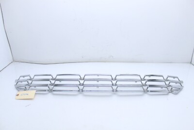 16-18 CHEVROLET SILVERADO 1500 FRONT LOWER CHROME GRILLE Q5176