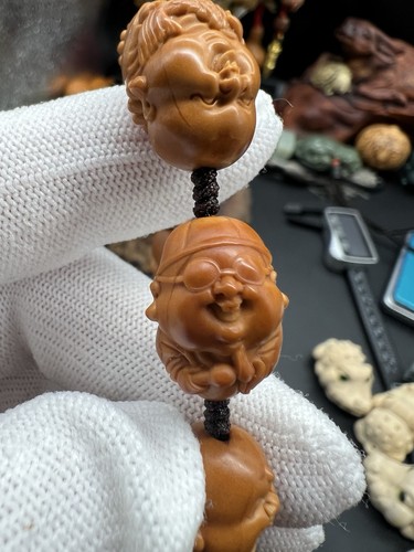 China Olive Dentoliva Hand Carved Mini Maitreya Bracelet 橄榄核手工雕刻小弥勒~暴富➕1 - Picture 4 of 12