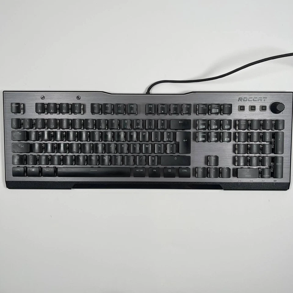 ROCCAT Vulcan 120 AIMO Tastiera da Gioco Meccanica PC Interruttore Tattile Ti... - Immagine 2 di 4
