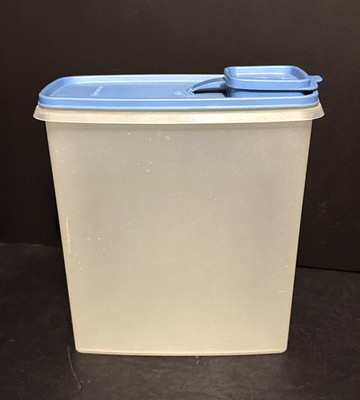 Vintage Tupperware Cereal Keeper 1588-7 & Blue Lid 1589-3 w/ Pour Lid 1590-7